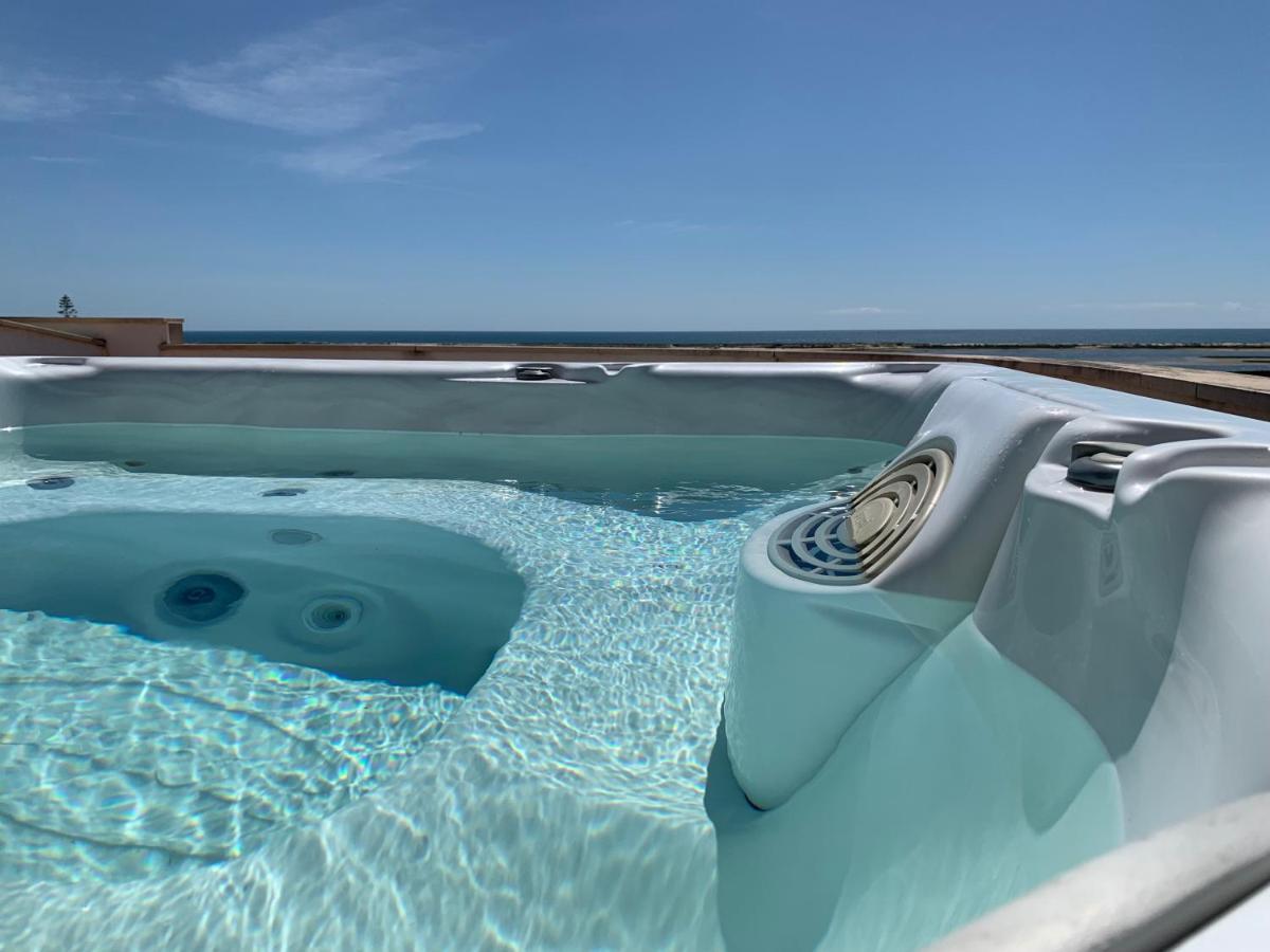 Penthouse Quilha Daire Fuzeta Oda fotoğraf